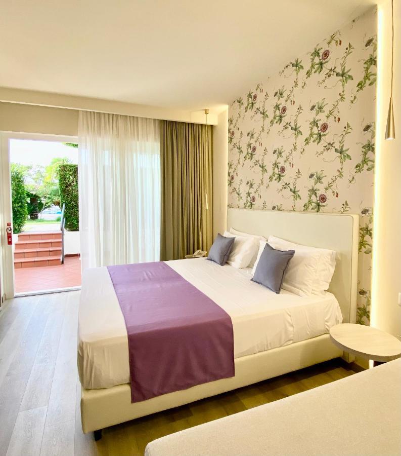 Hotel Tirreno Parghelia Zewnętrze zdjęcie